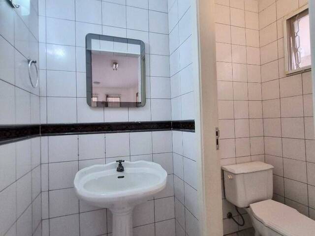 #12 - Casa para Venda em São José dos Campos - SP - 1
