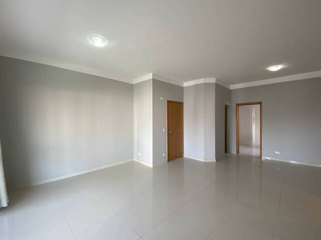#22 - Apartamento para Venda em São José dos Campos - SP - 2